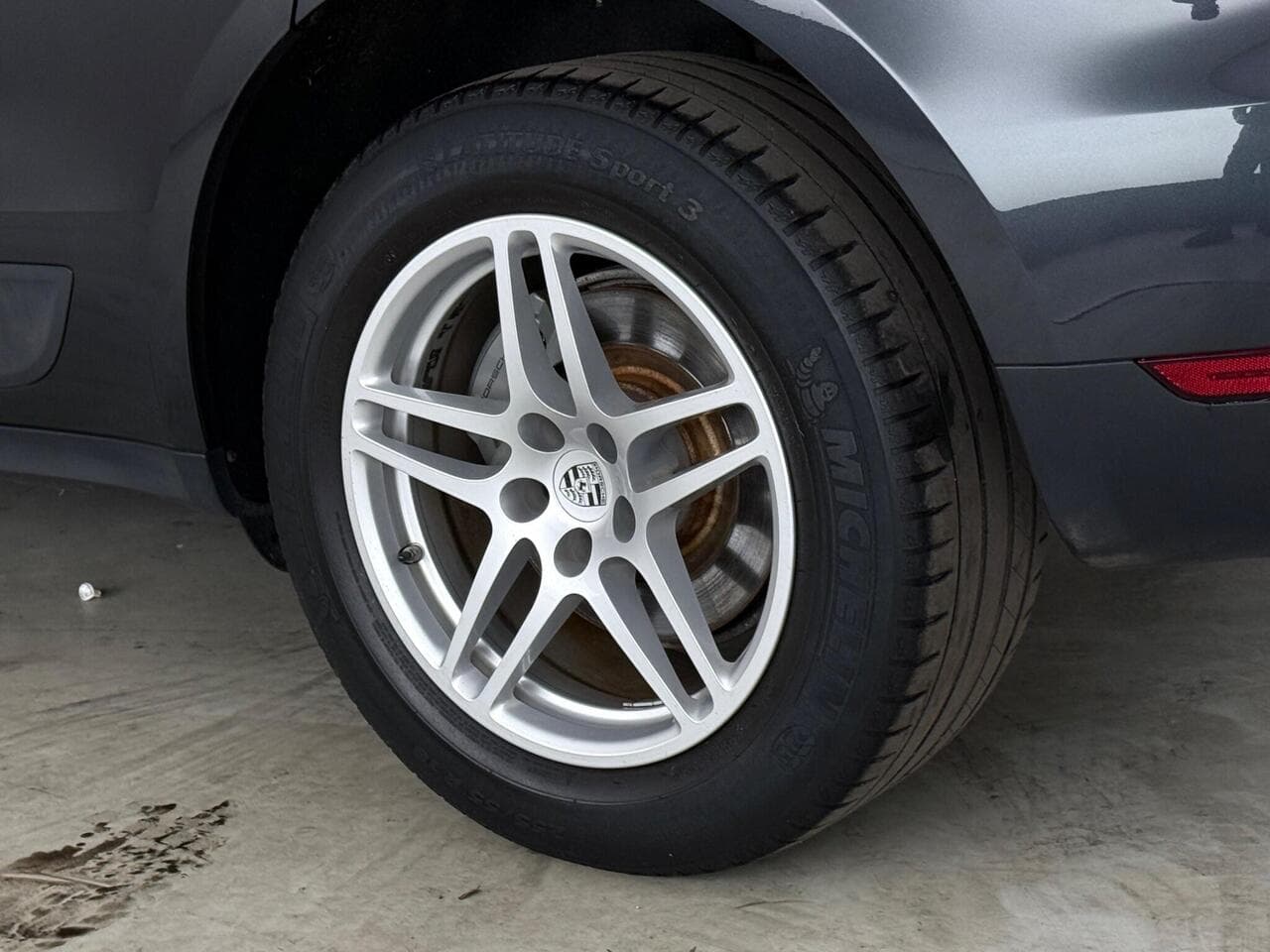 Porsche Macan thumbnail Wheel