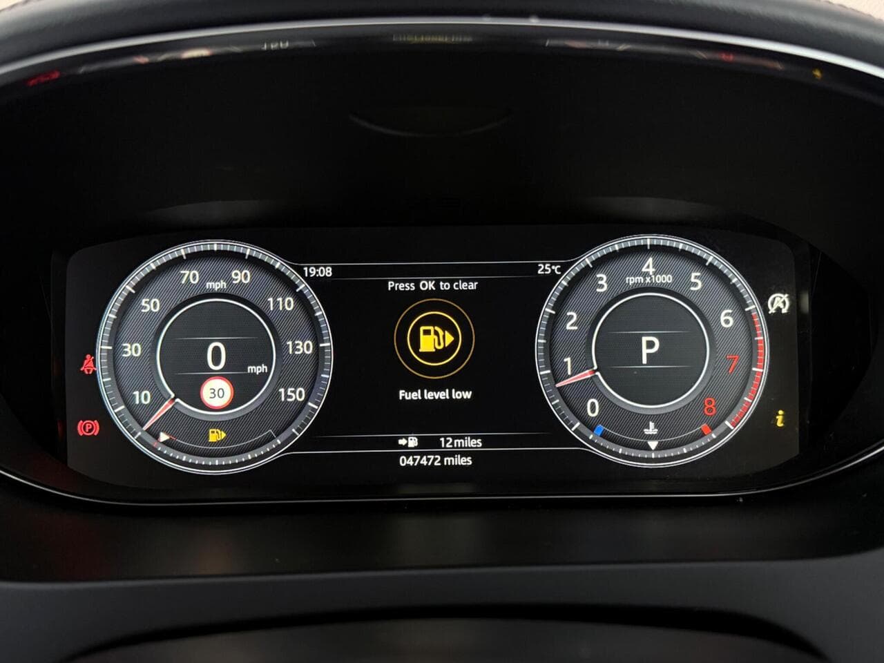 Jaguar E-PACE thumbnail Driver Instruments