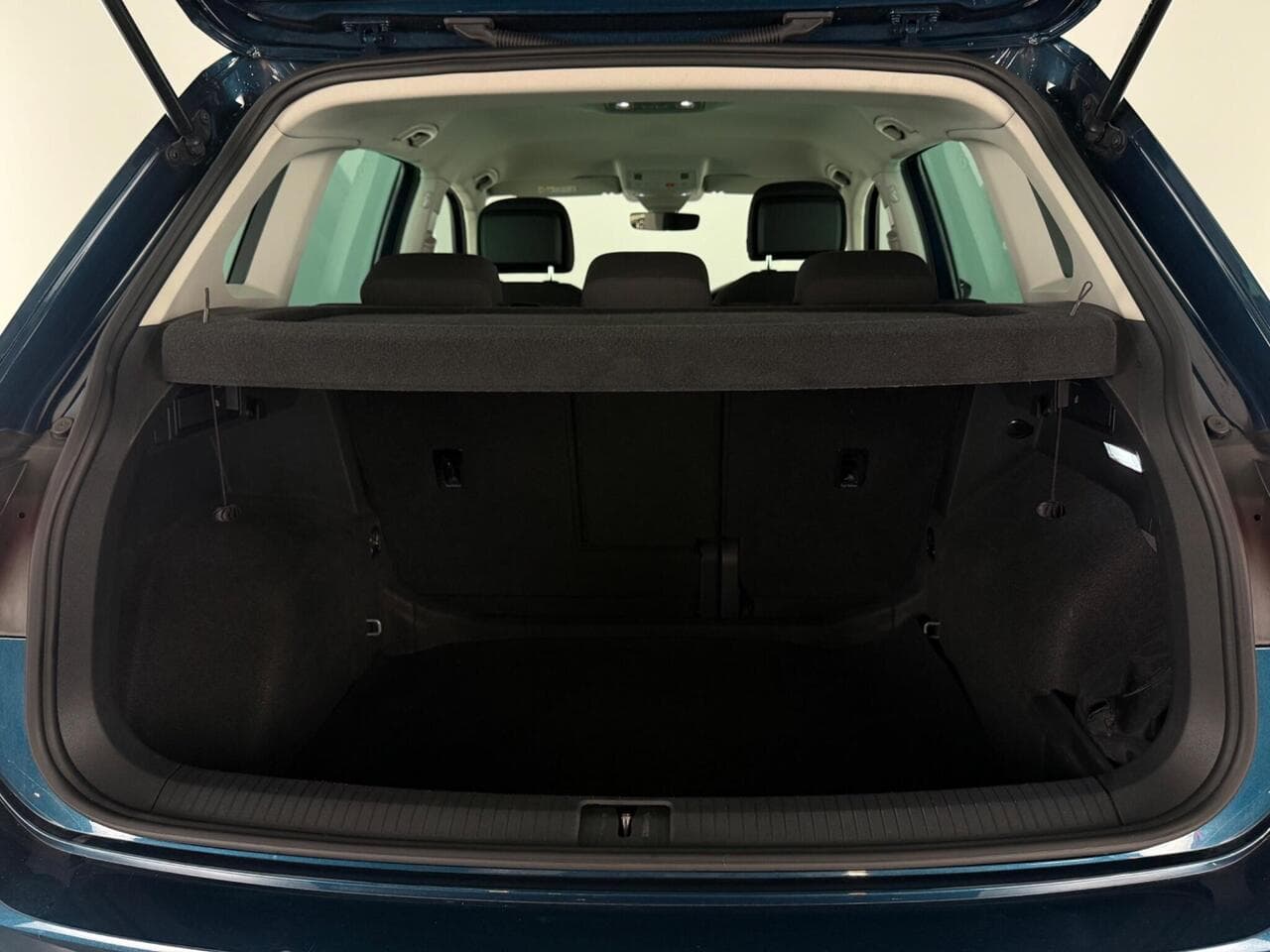 Volkswagen Tiguan thumbnail Boot