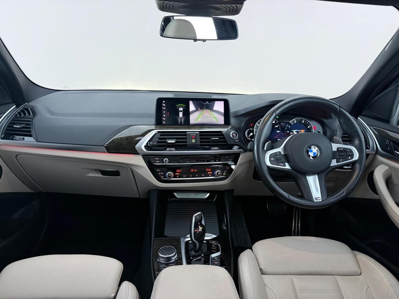 BMW X3 thumbnail Interior Front