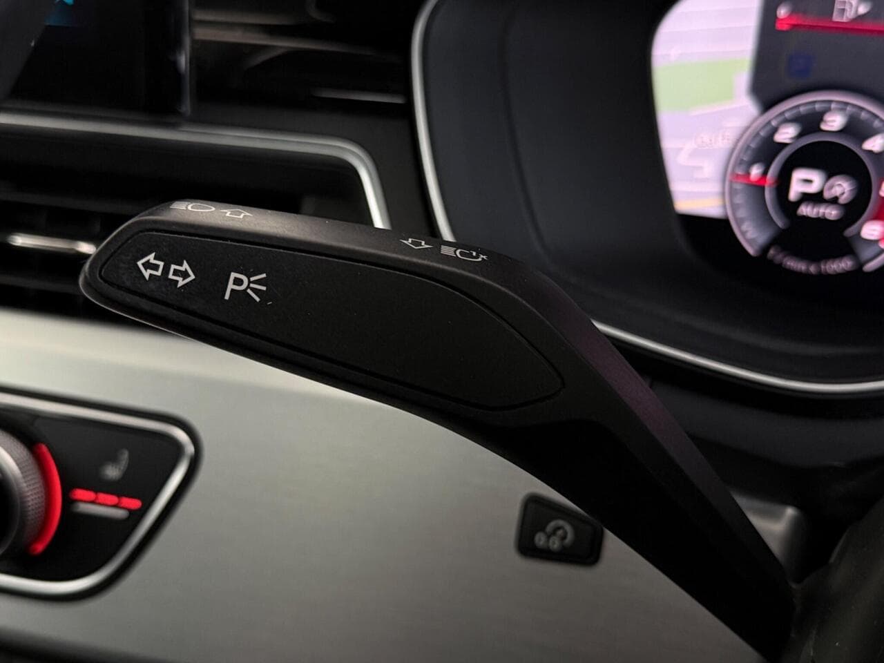 Audi A4 Avant thumbnail Misc Controls