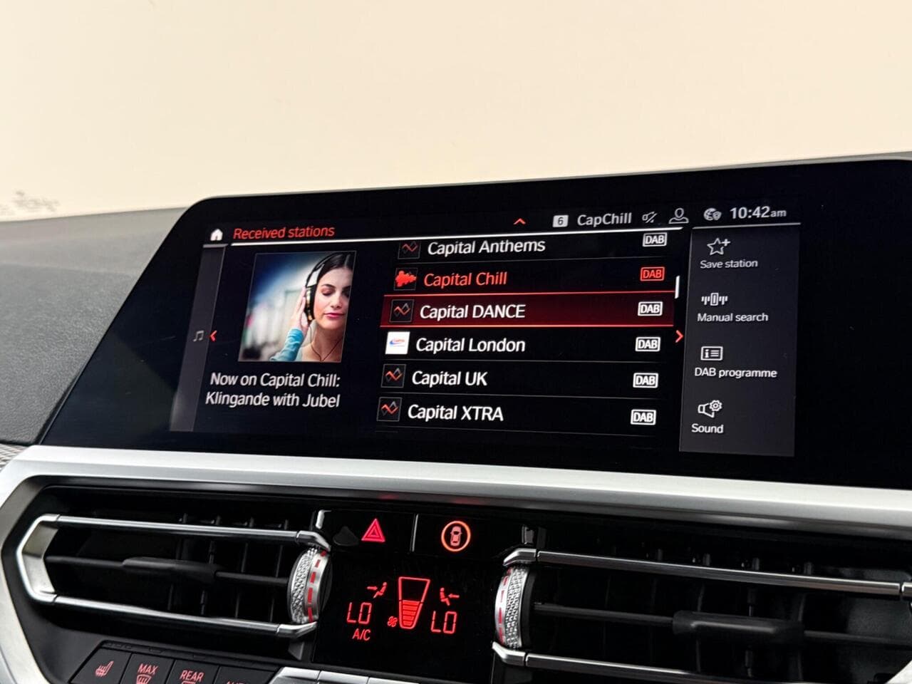 BMW 3 Series thumbnail Infotainment System