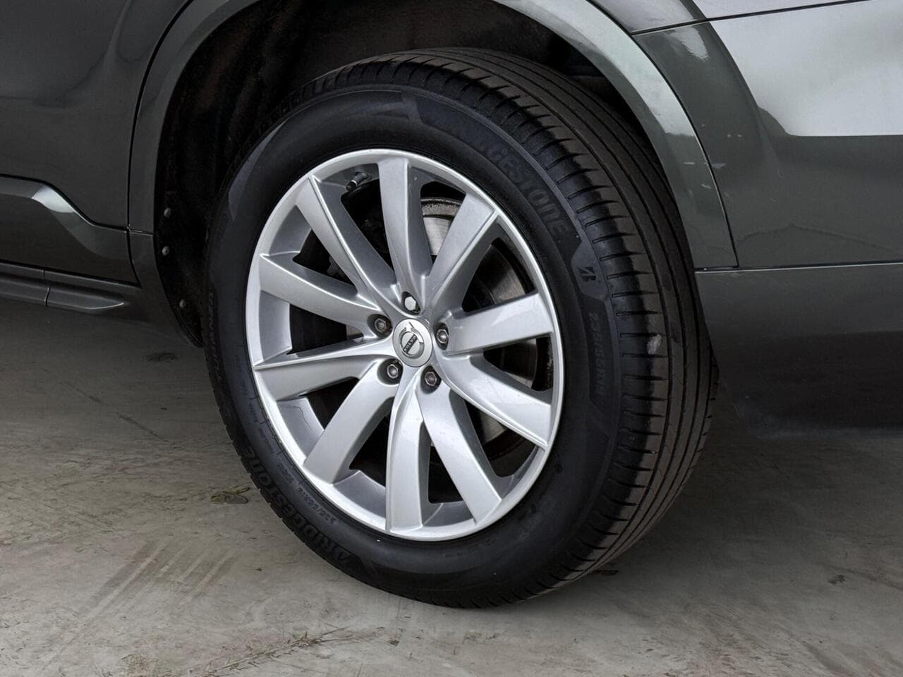 Volvo XC90 thumbnail Wheel