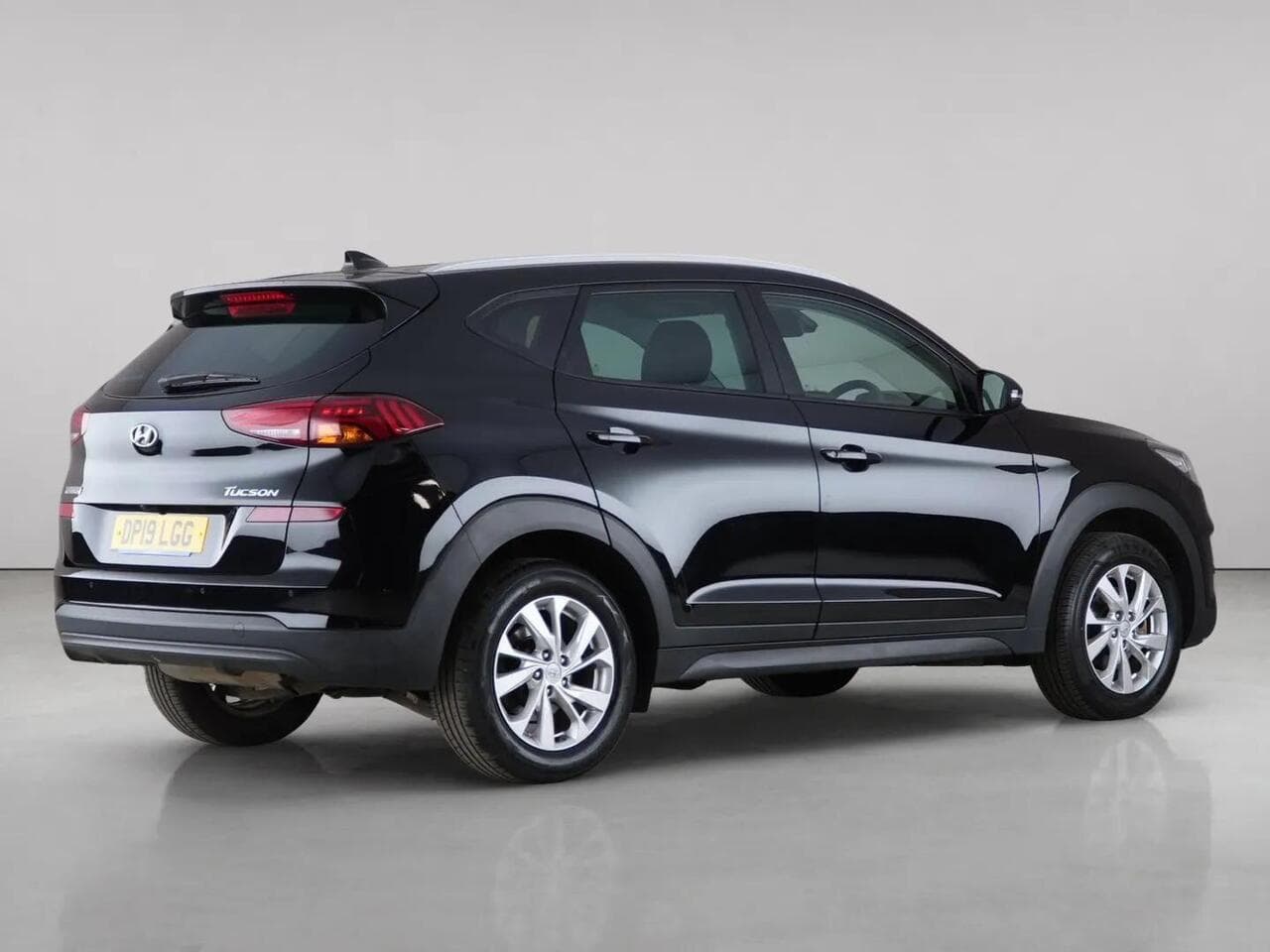 Hyundai TUCSON thumbnail Rear Right