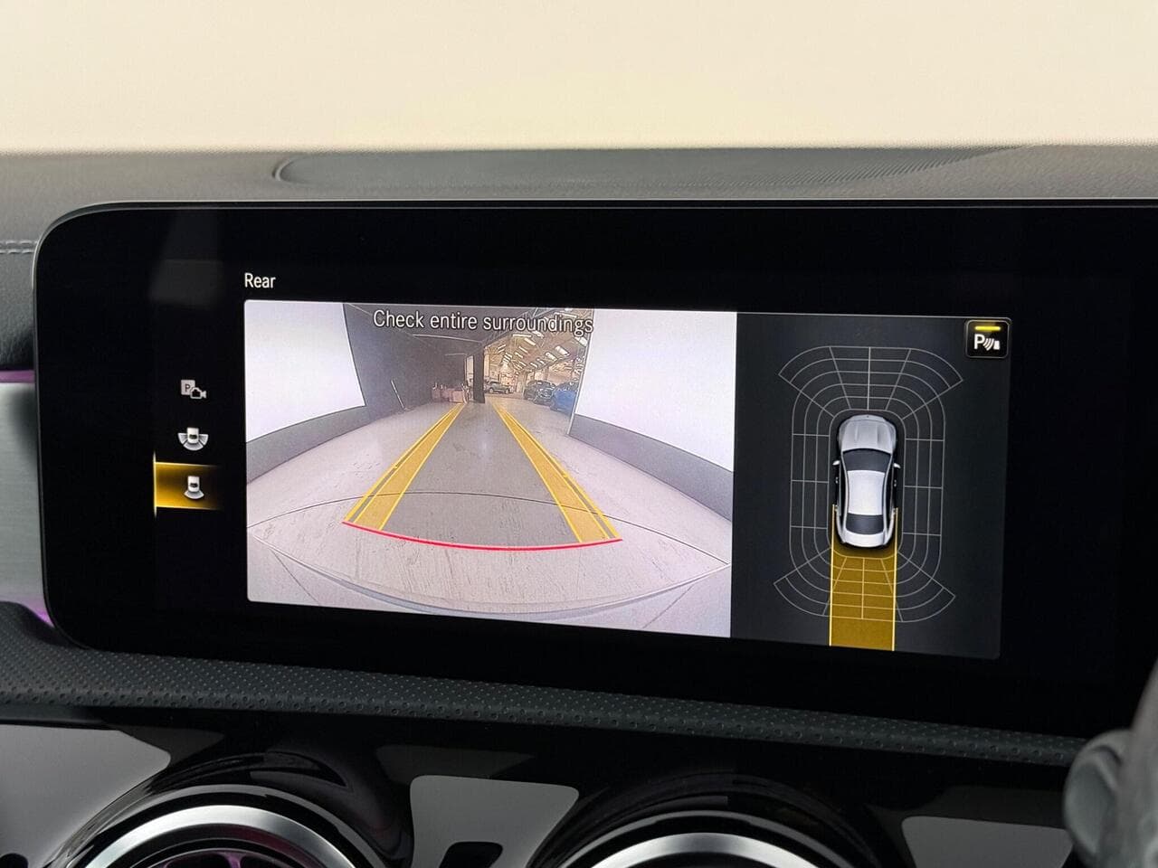 Mercedes-Benz CLA thumbnail Infotainment System