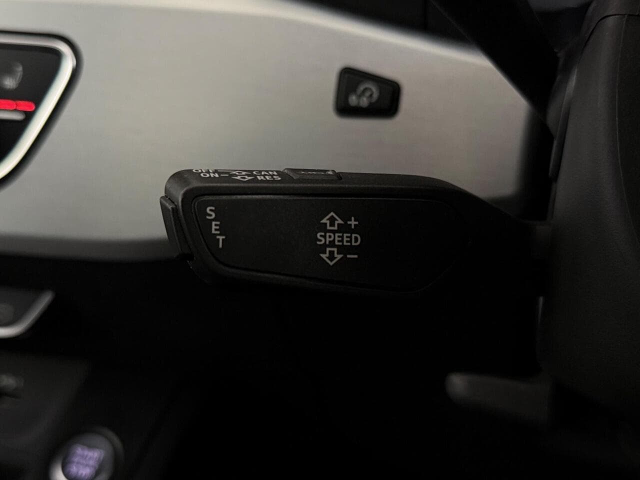 Audi A4 Avant thumbnail Misc Controls