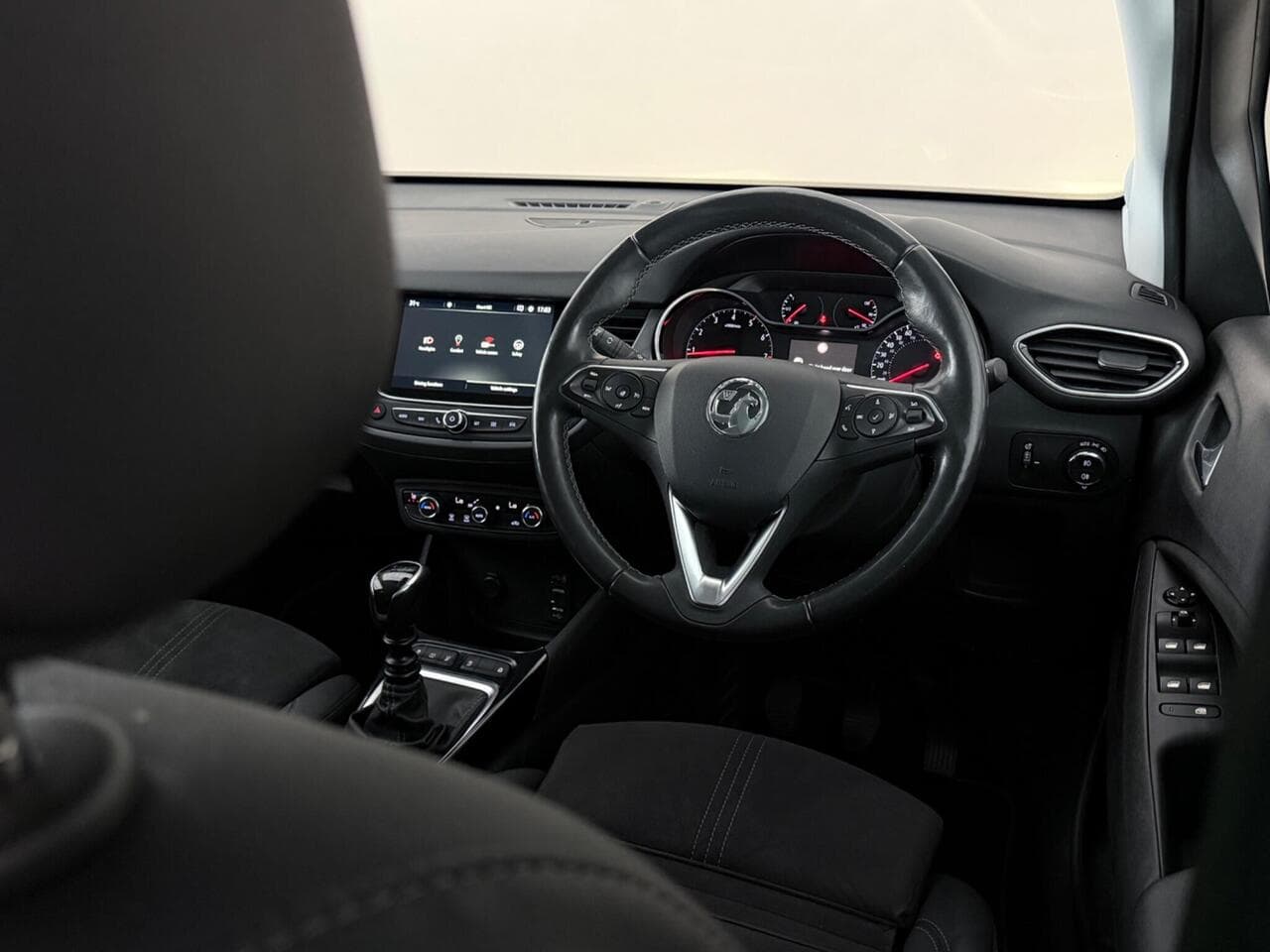 Vauxhall Crossland thumbnail Steering Wheel