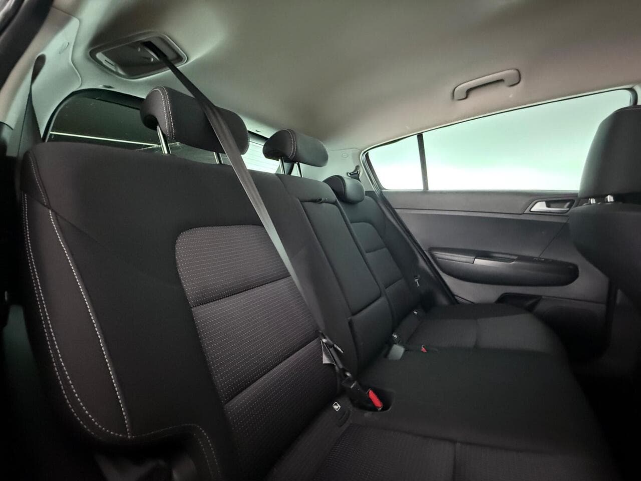 Kia Sportage thumbnail Seats Rear