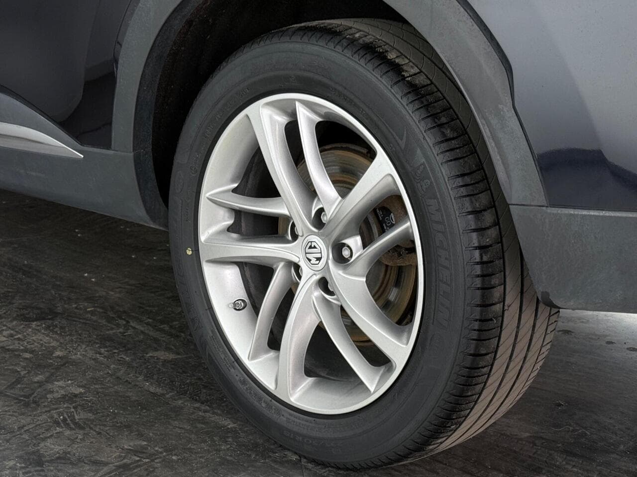 MG MG HS thumbnail Wheel