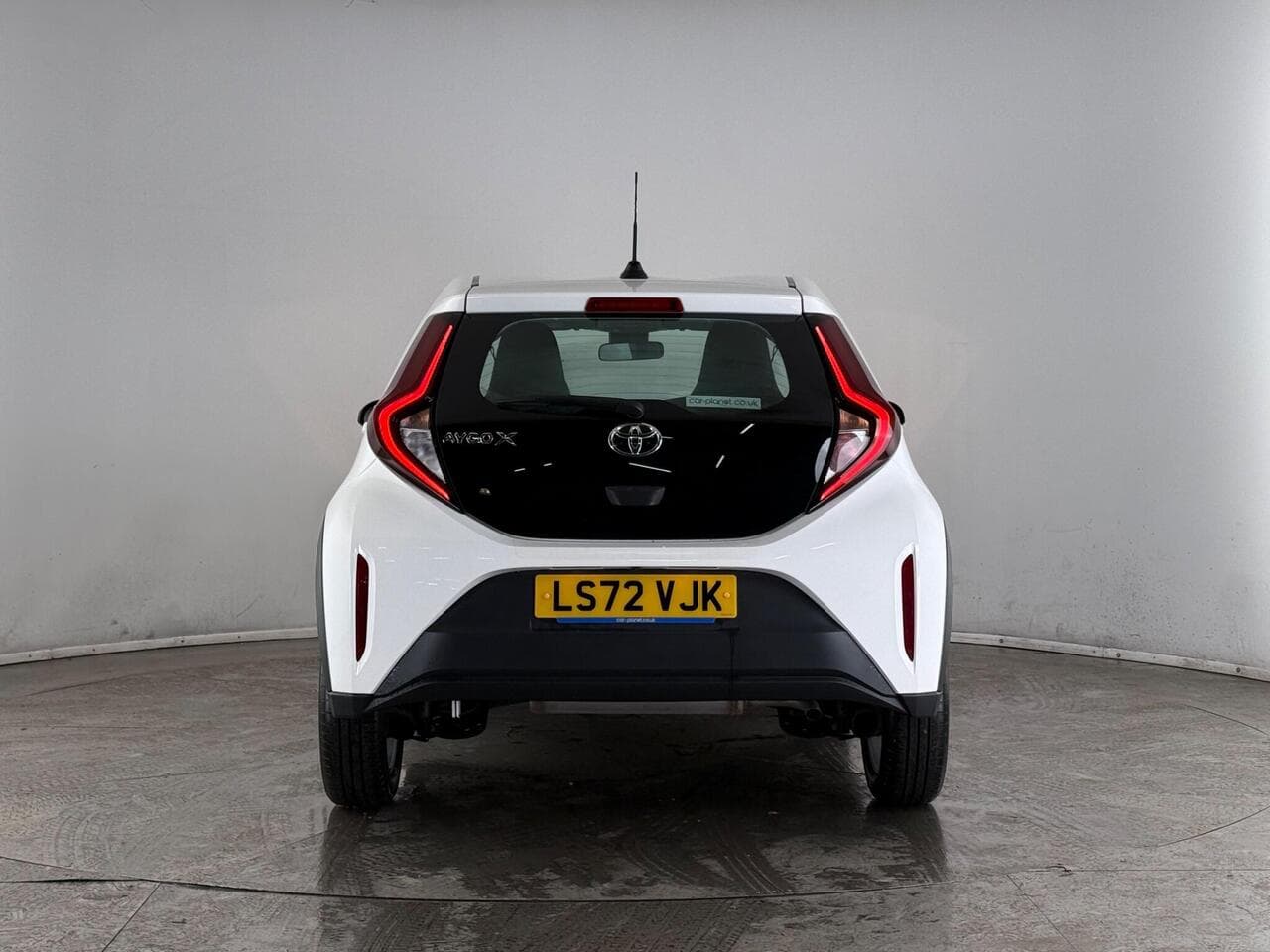 Toyota Aygo X thumbnail Rear