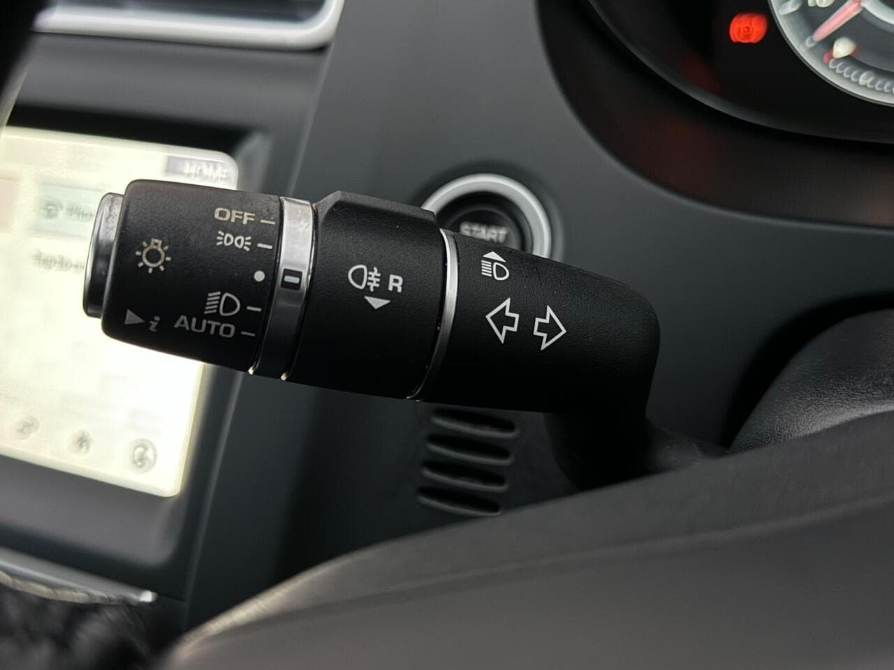 Jaguar E-PACE thumbnail Misc Controls