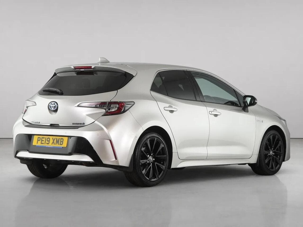 Toyota Corolla thumbnail Rear Right