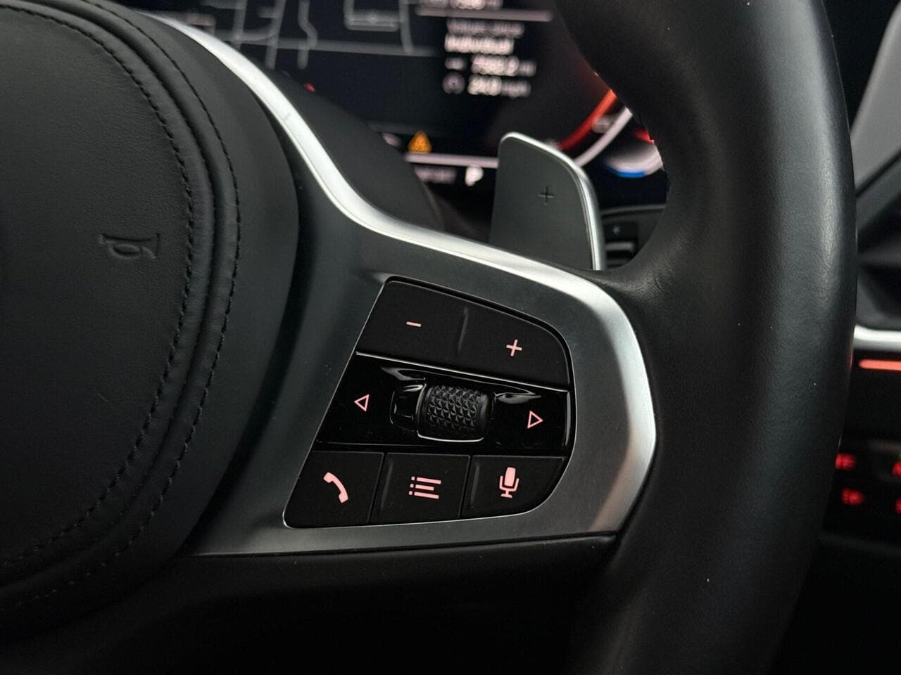 BMW 3 Series thumbnail Misc Controls