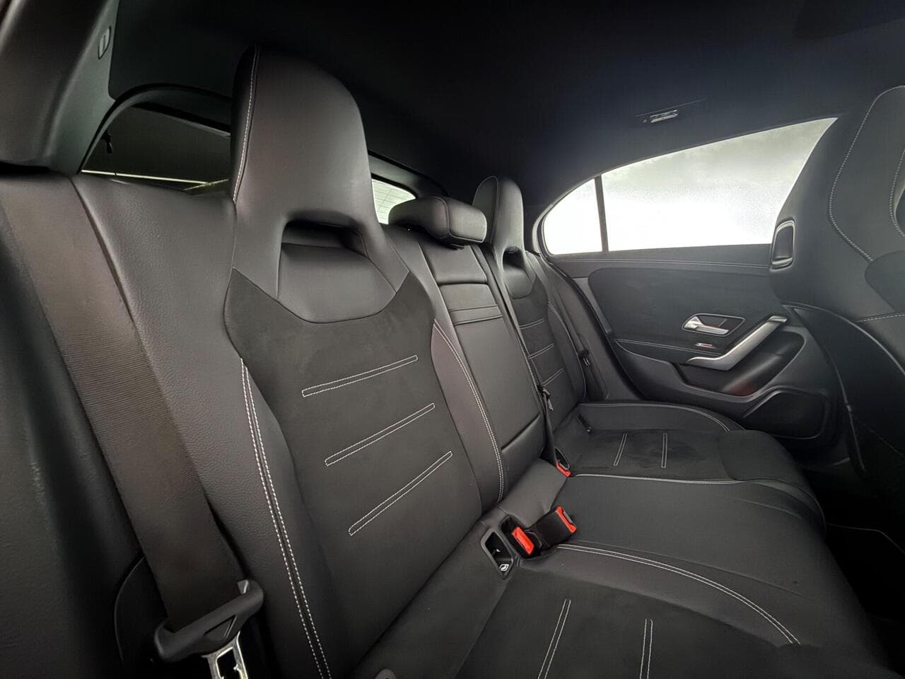 Mercedes-Benz A Class thumbnail Seats Rear
