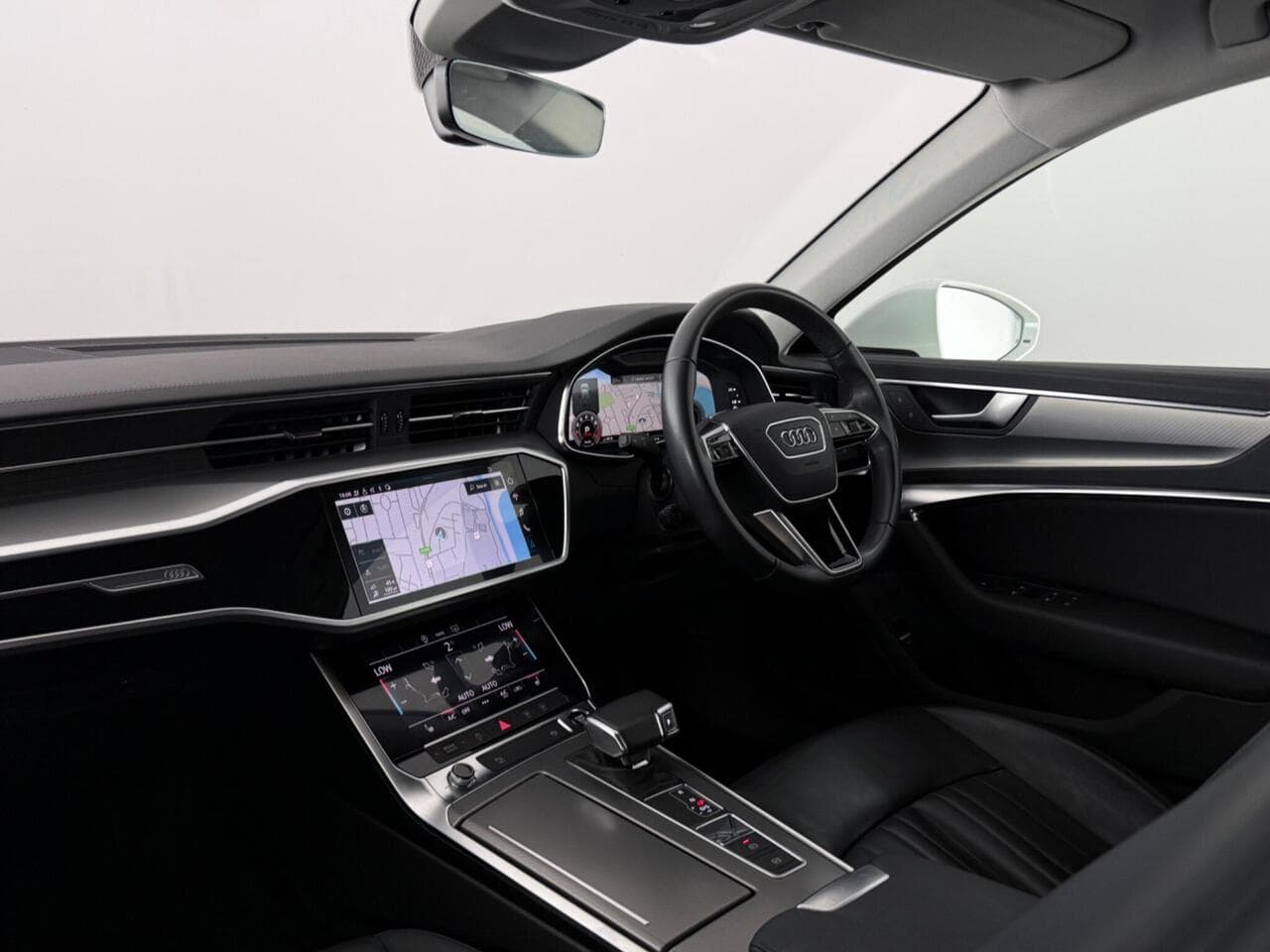 Audi A6 Avant thumbnail Interior Front