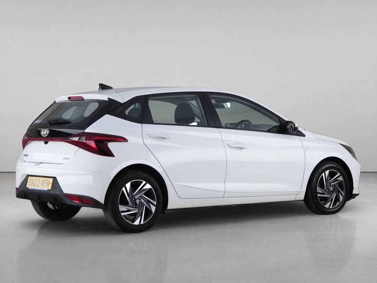 Hyundai i20 thumbnail Side Right