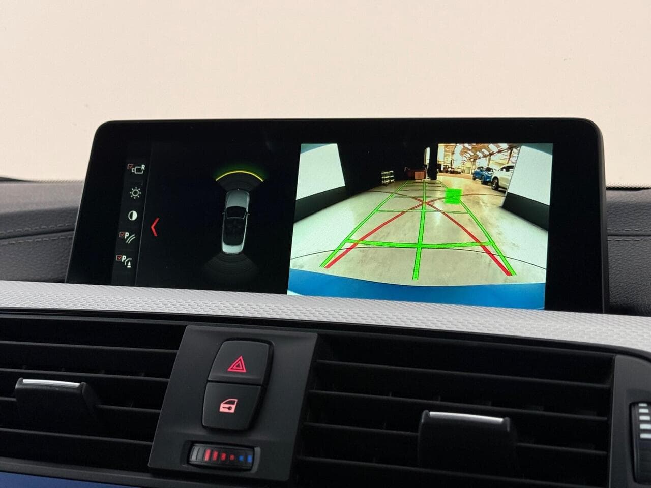 BMW 4 Series thumbnail Infotainment System
