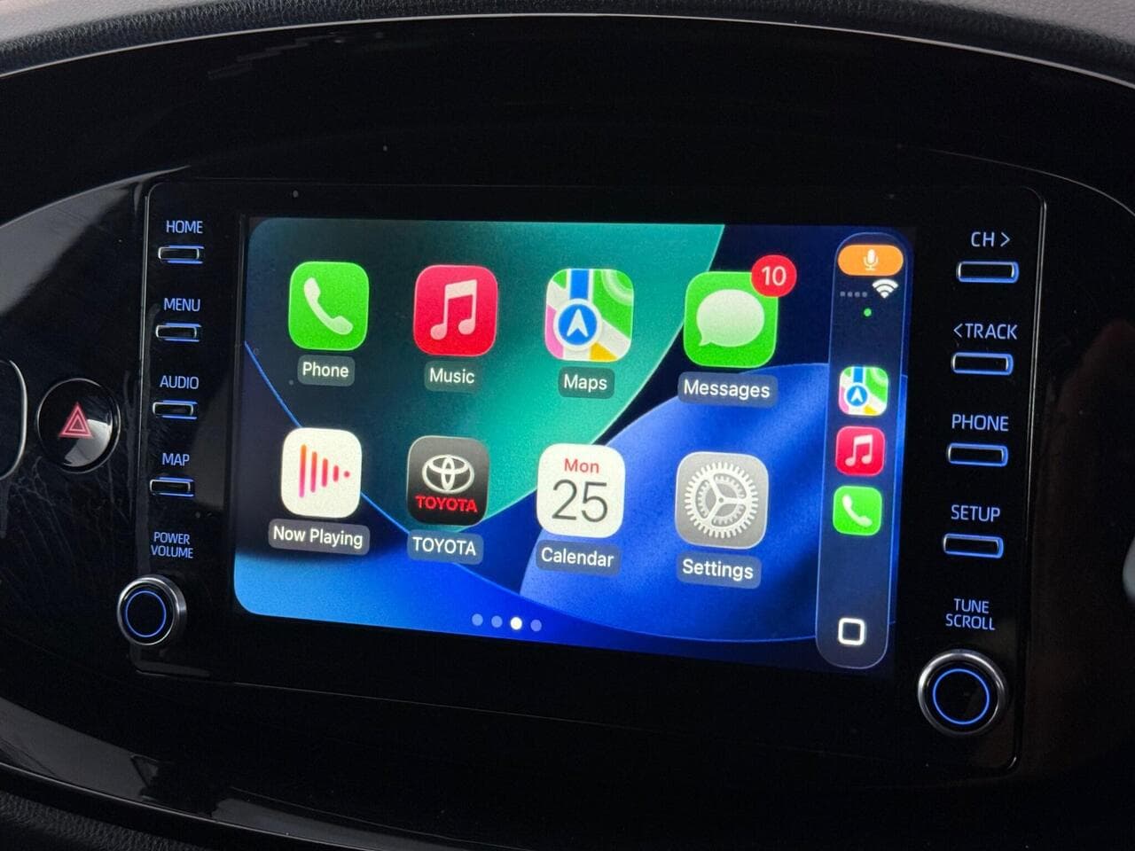 Toyota Aygo X thumbnail Infotainment System