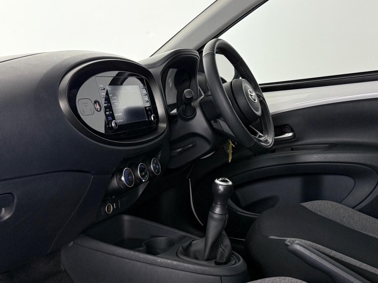 Toyota Aygo X thumbnail Interior Front