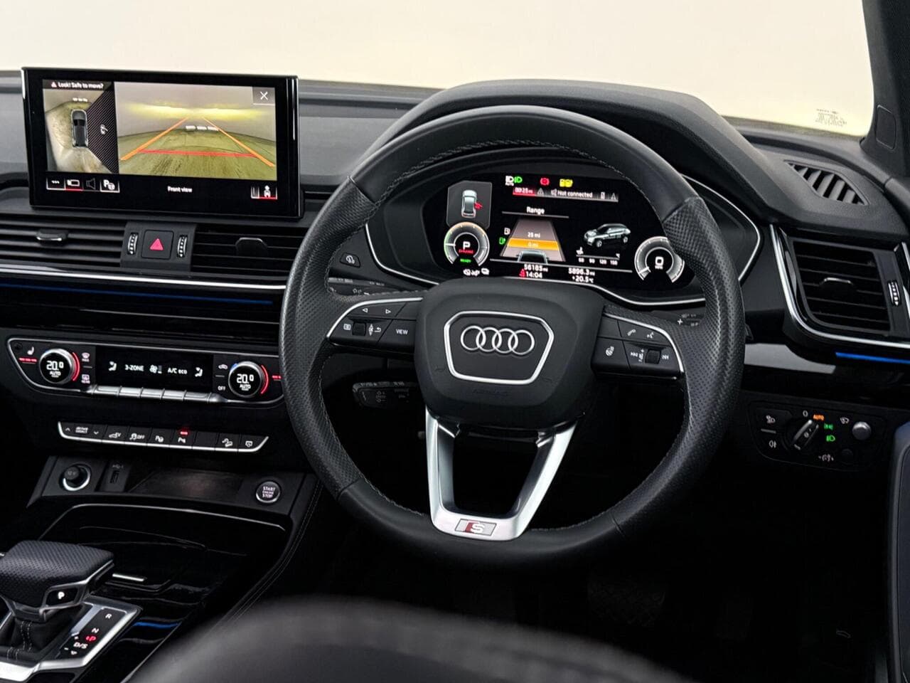Audi Q5 thumbnail Steering Wheel