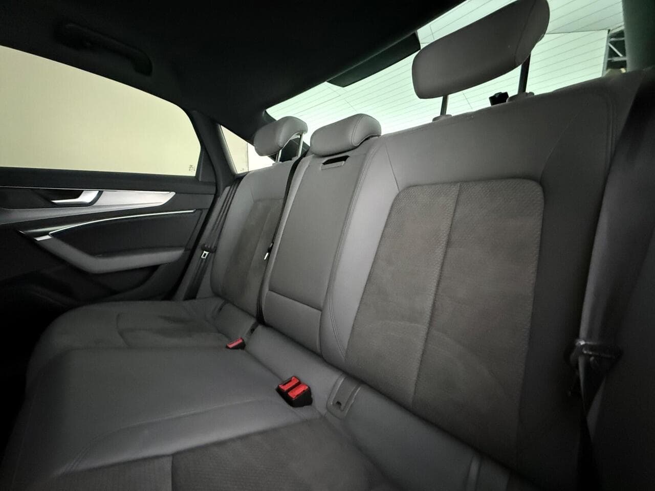 Audi A6 Saloon thumbnail Seats Rear