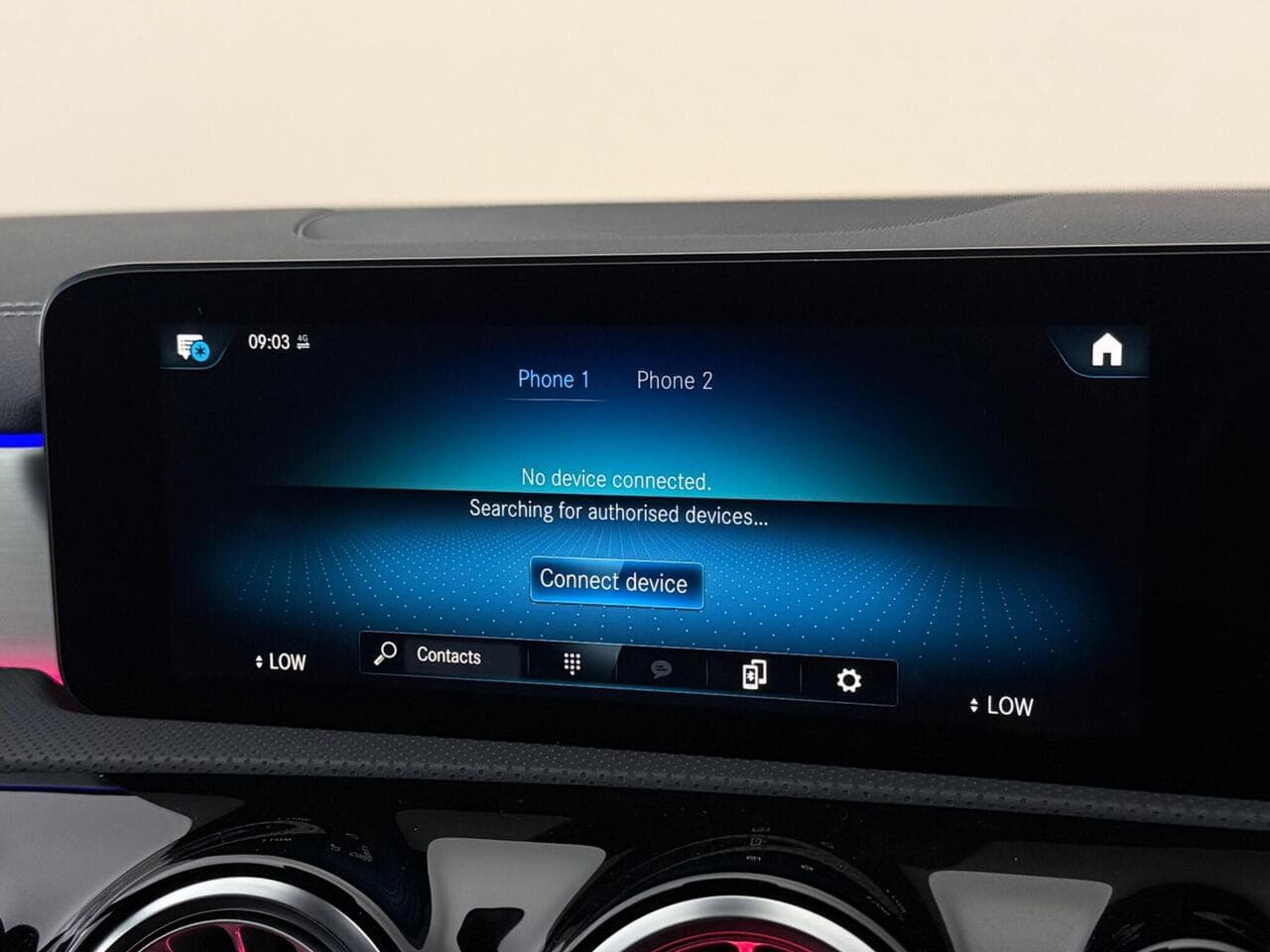 Mercedes-Benz CLA thumbnail Infotainment System