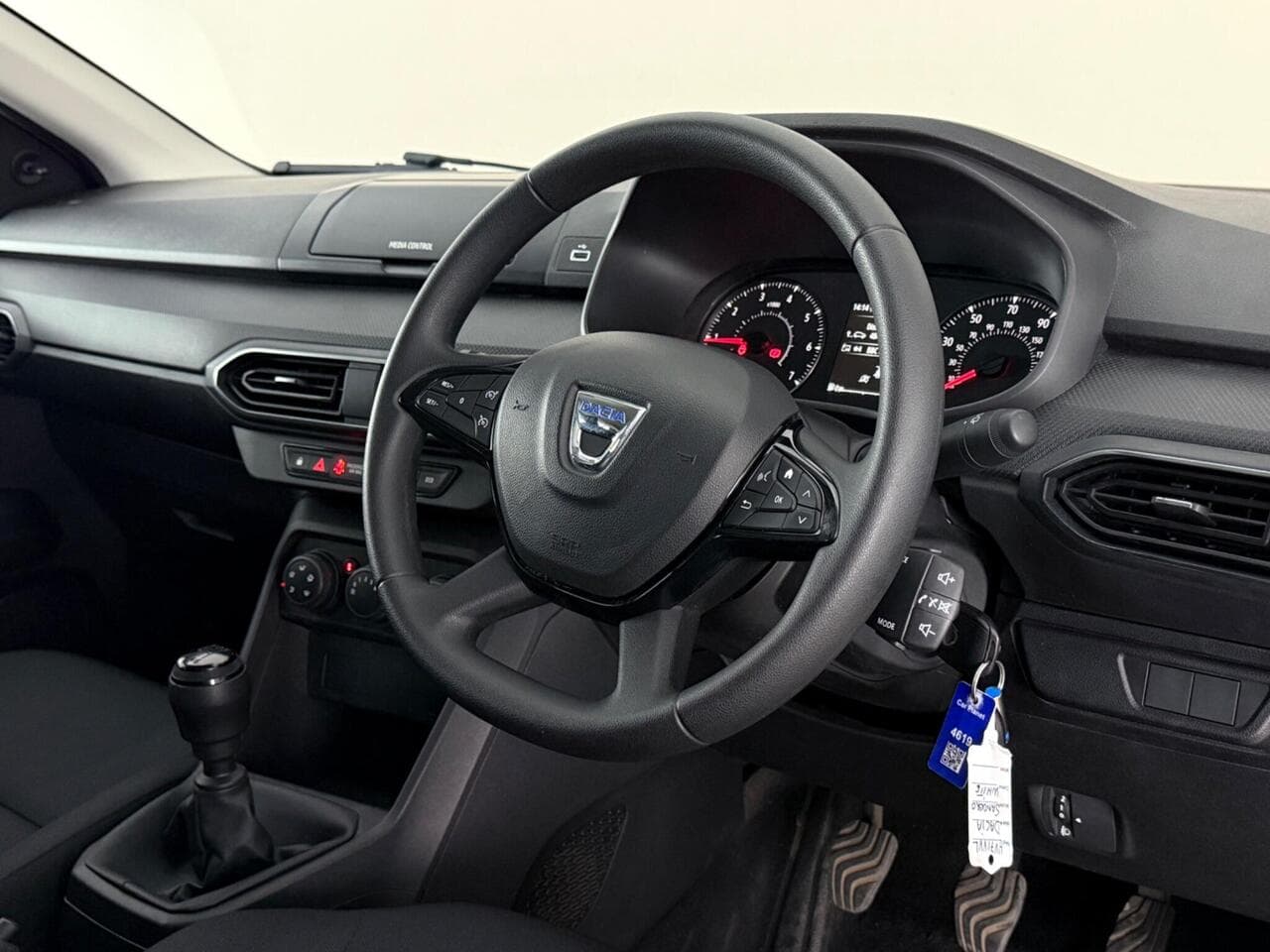 Dacia Sandero thumbnail Steering Wheel