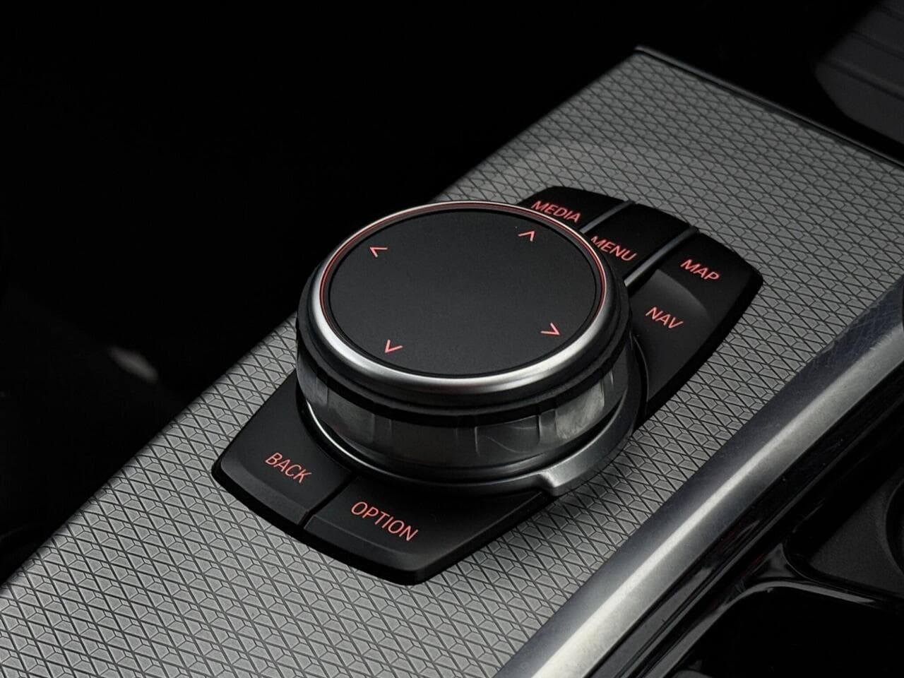BMW X3 thumbnail Misc Controls