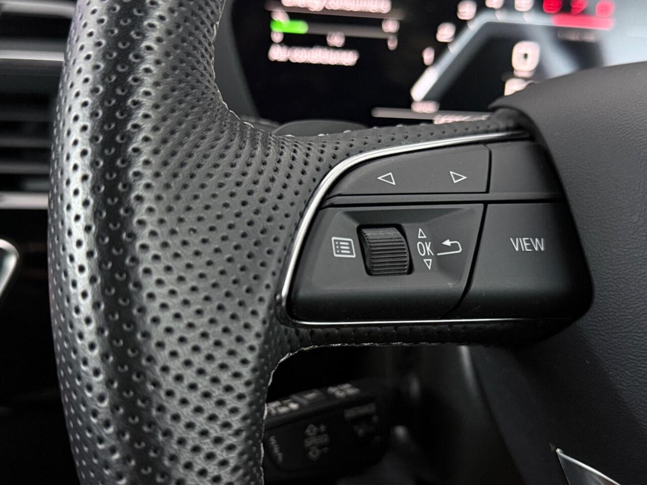 Audi A5 thumbnail Misc Controls
