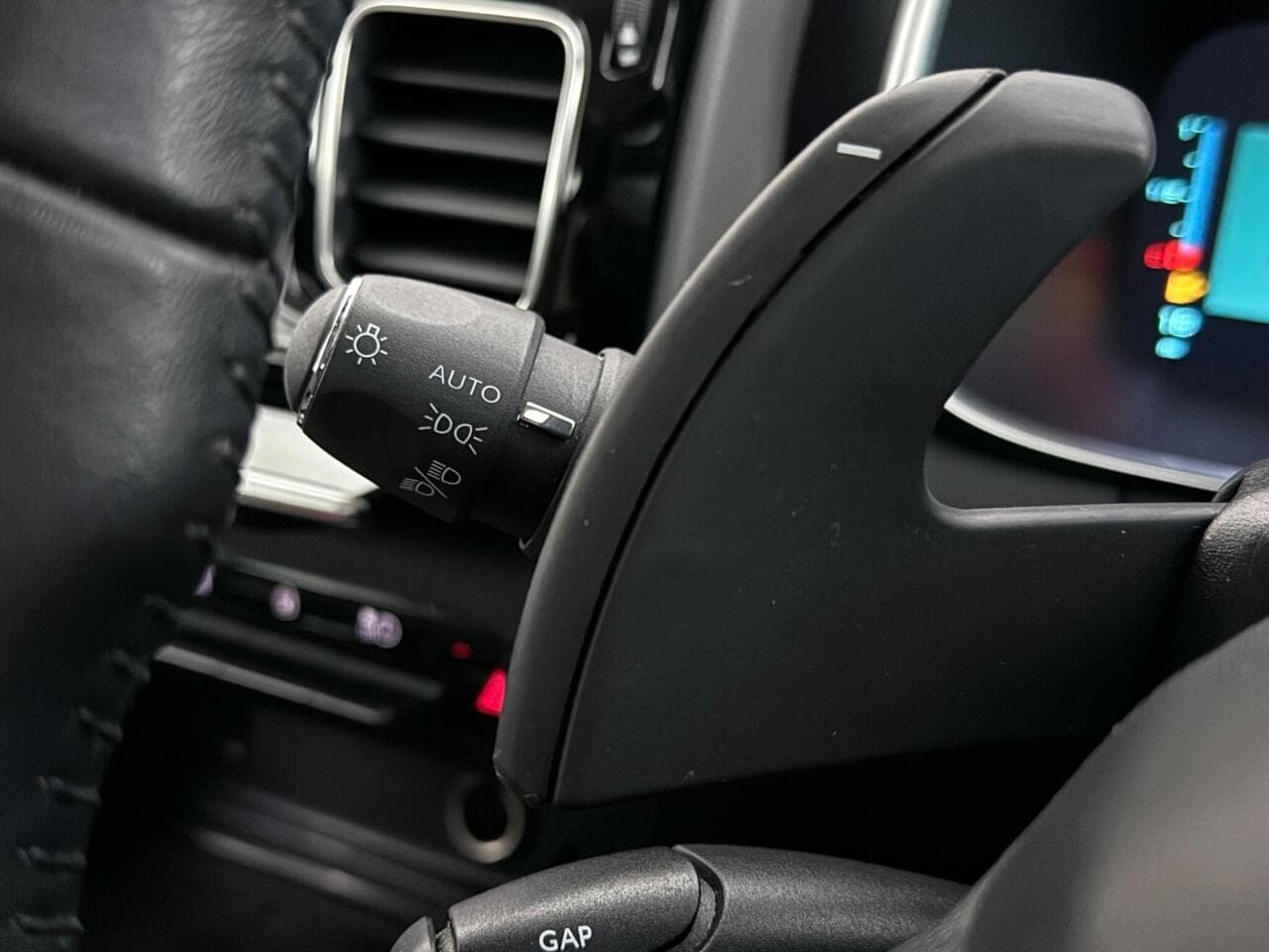 Citroen C5 Aircross thumbnail Misc Controls
