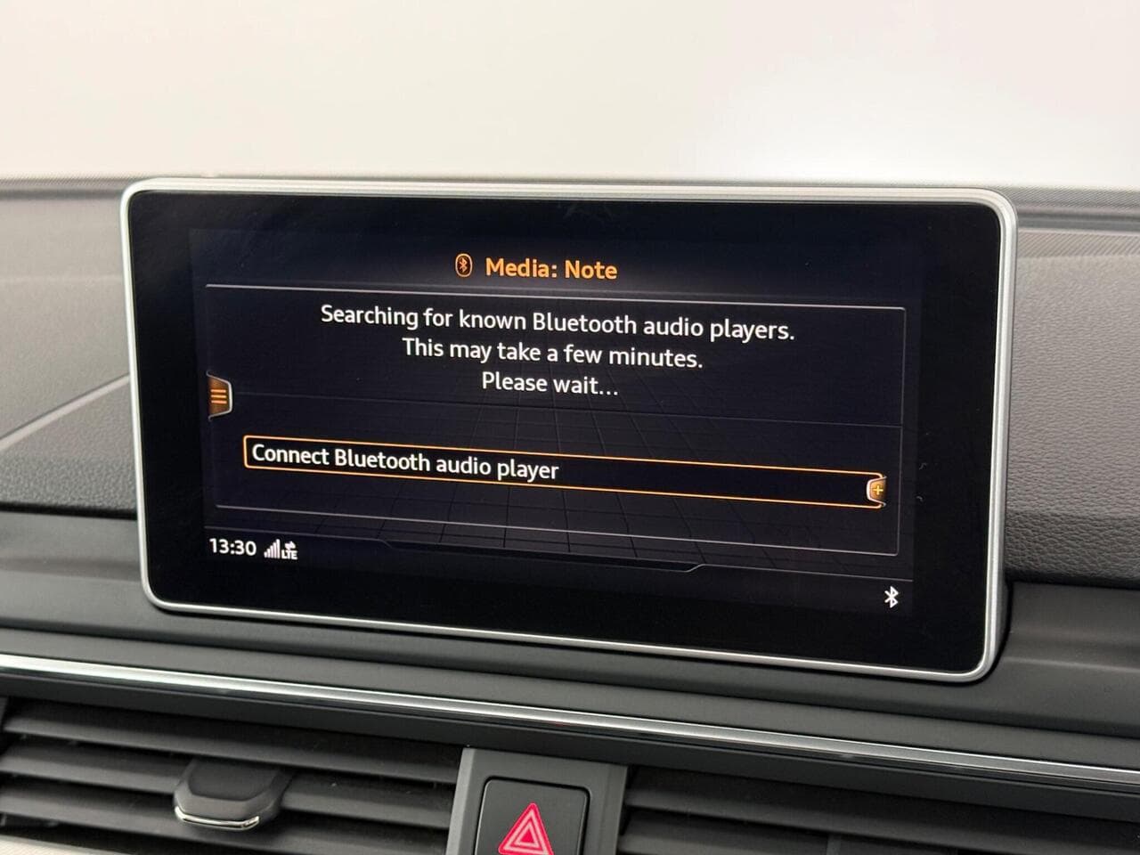 Audi A4 thumbnail Infotainment System
