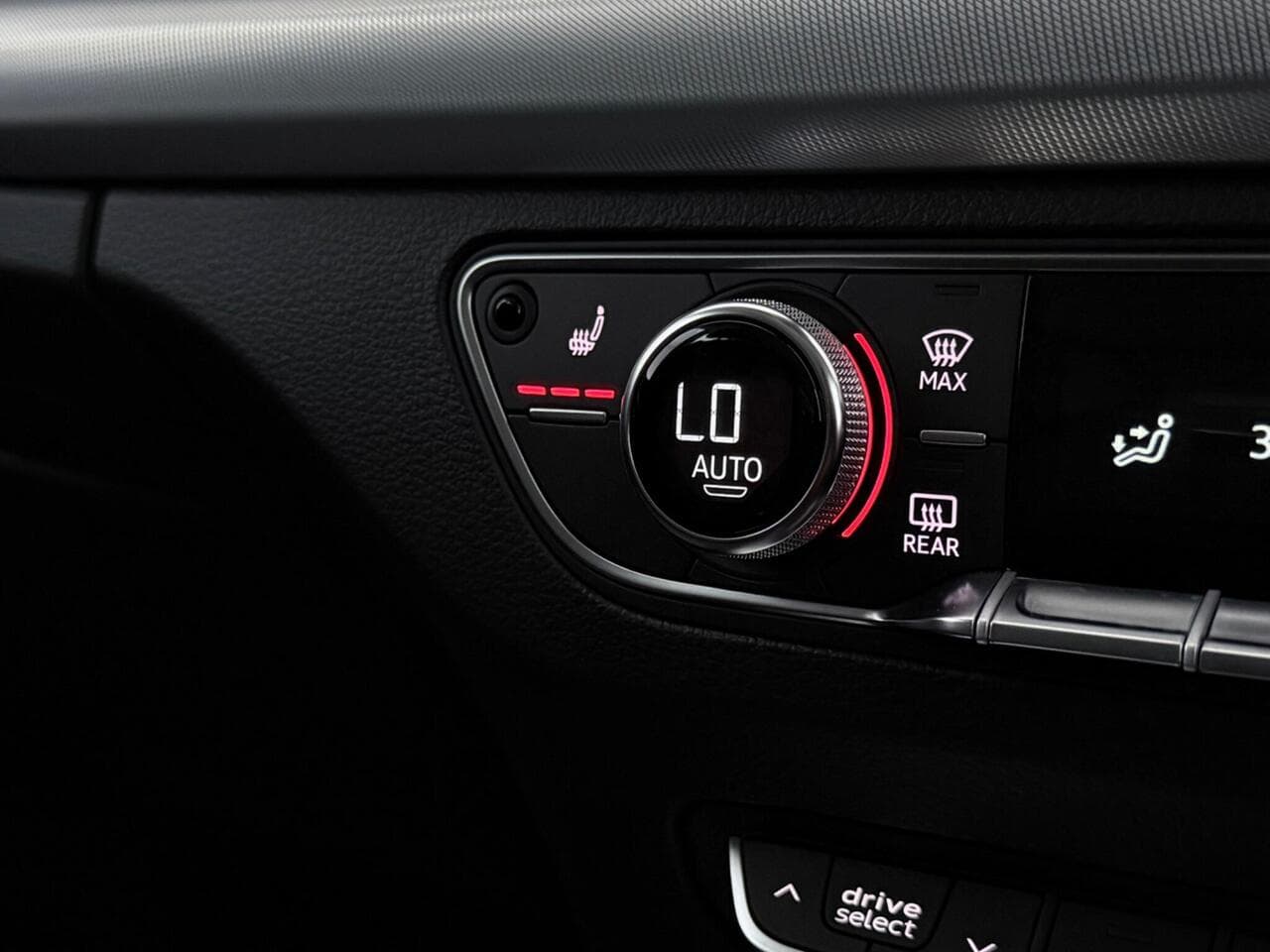 Audi Q5 thumbnail Misc Controls