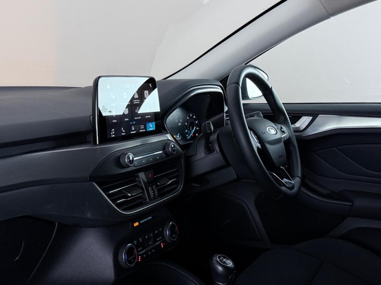 Ford Focus thumbnail Interior Front