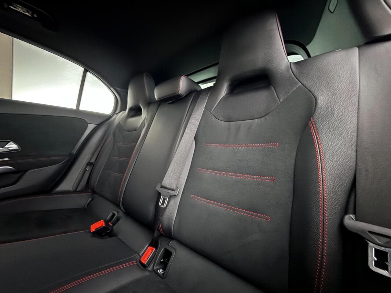 Mercedes-Benz A Class thumbnail Seats Rear
