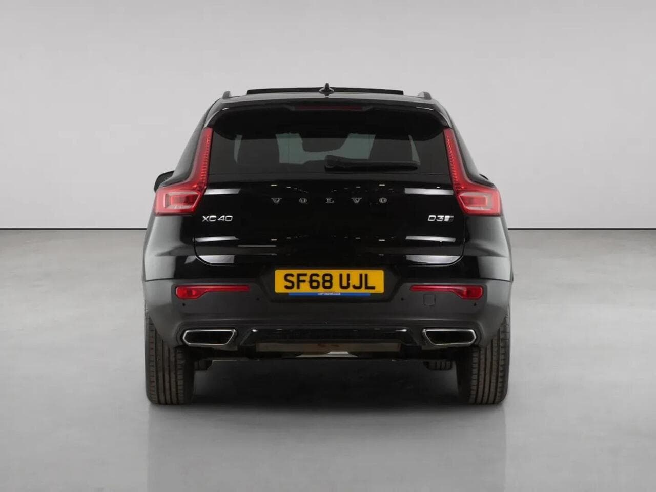 Volvo XC40 thumbnail Rear