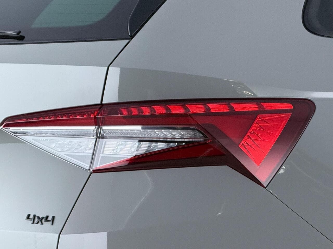 Skoda Kodiaq thumbnail Lights Rear