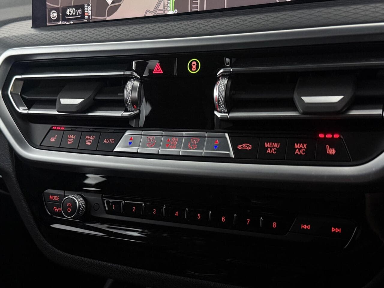 BMW X3 thumbnail Infotainment System
