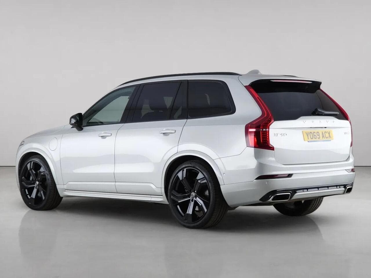 Volvo XC90 thumbnail Rear Left