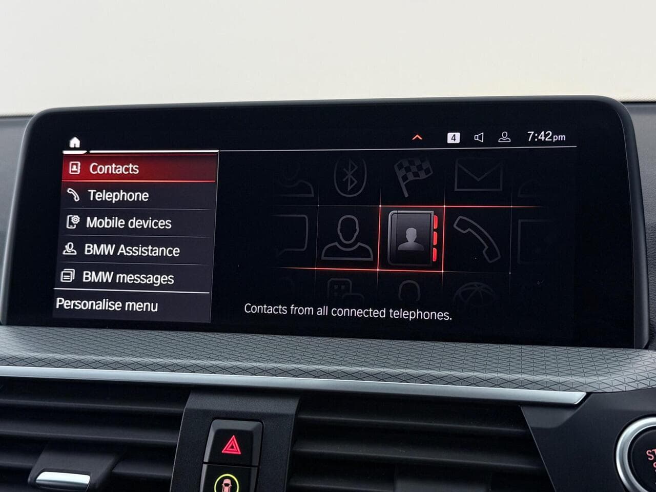 BMW X3 thumbnail Infotainment System