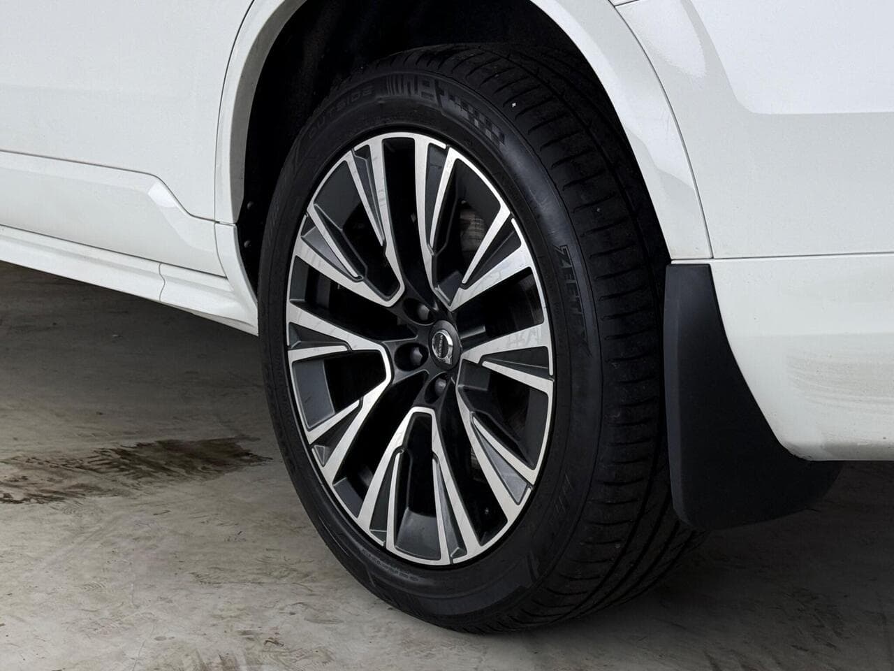 Volvo XC90 thumbnail Wheel