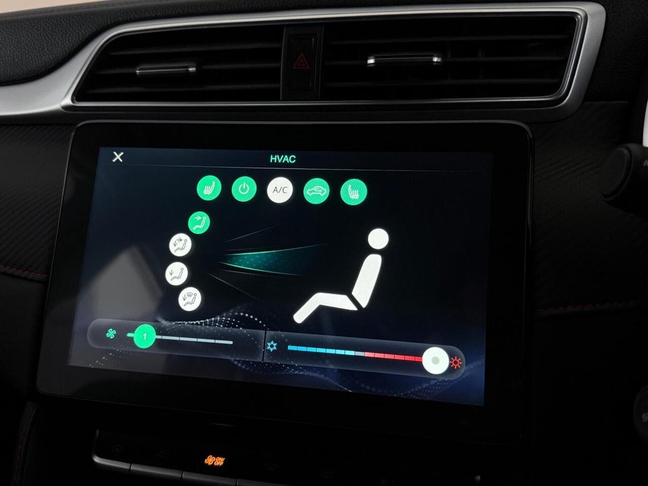 MG MG ZS thumbnail Infotainment System