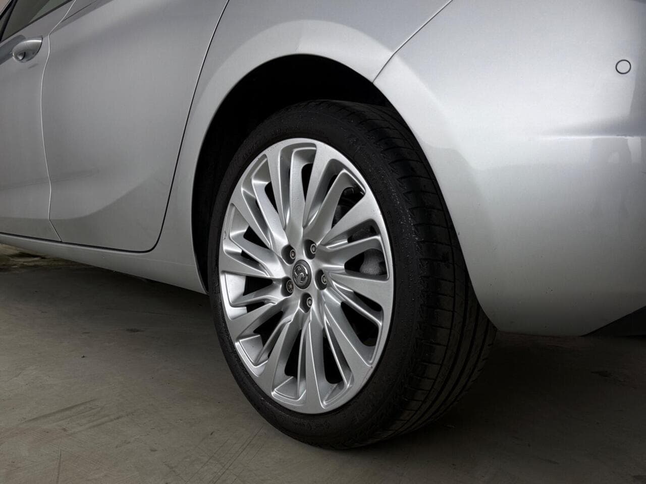 Vauxhall Astra thumbnail Wheel