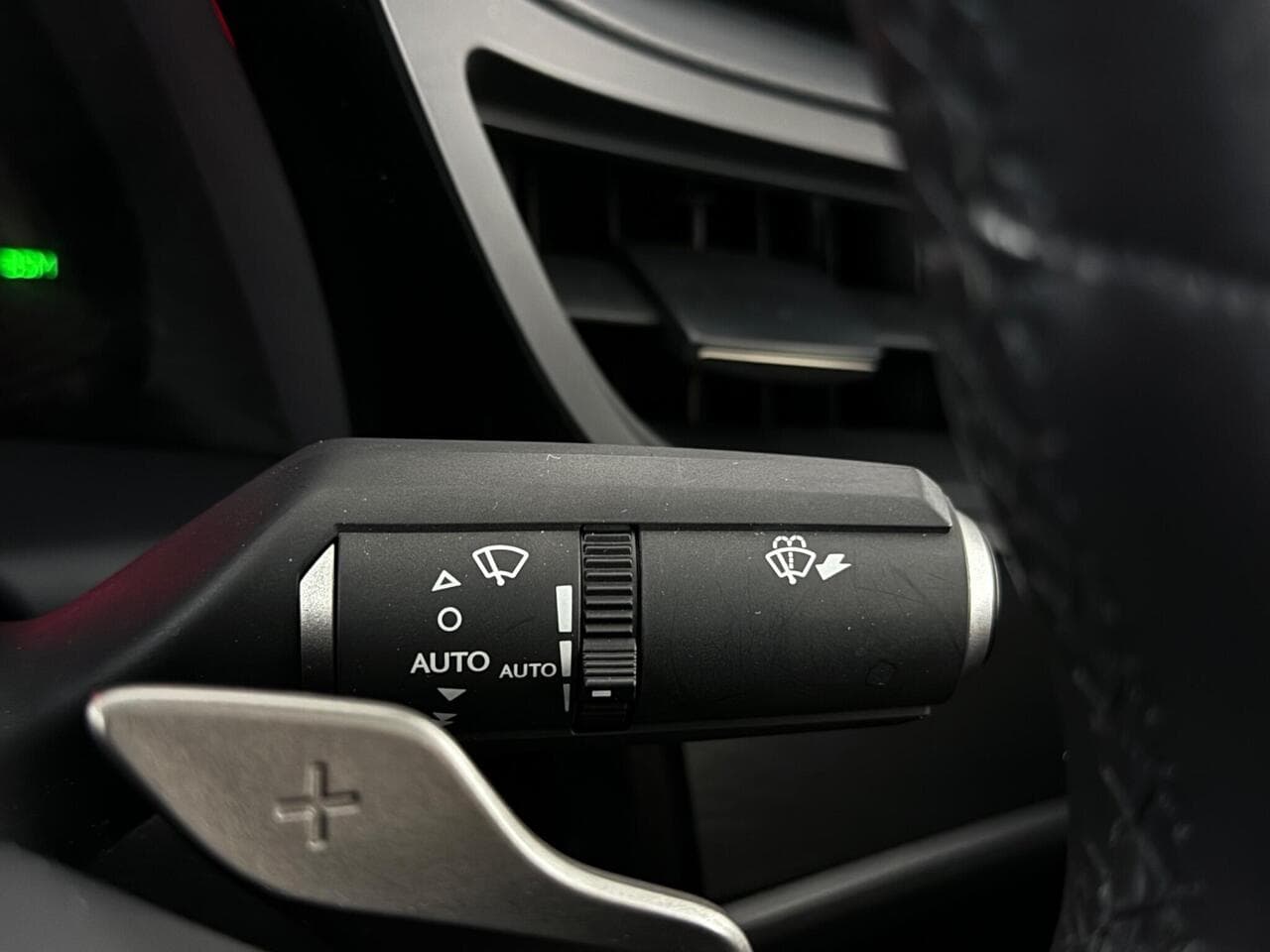Lexus ES thumbnail Misc Controls