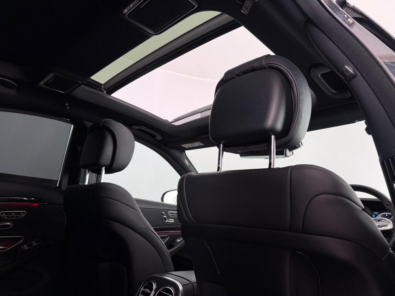 Mercedes-Benz S Class thumbnail Inconclusive