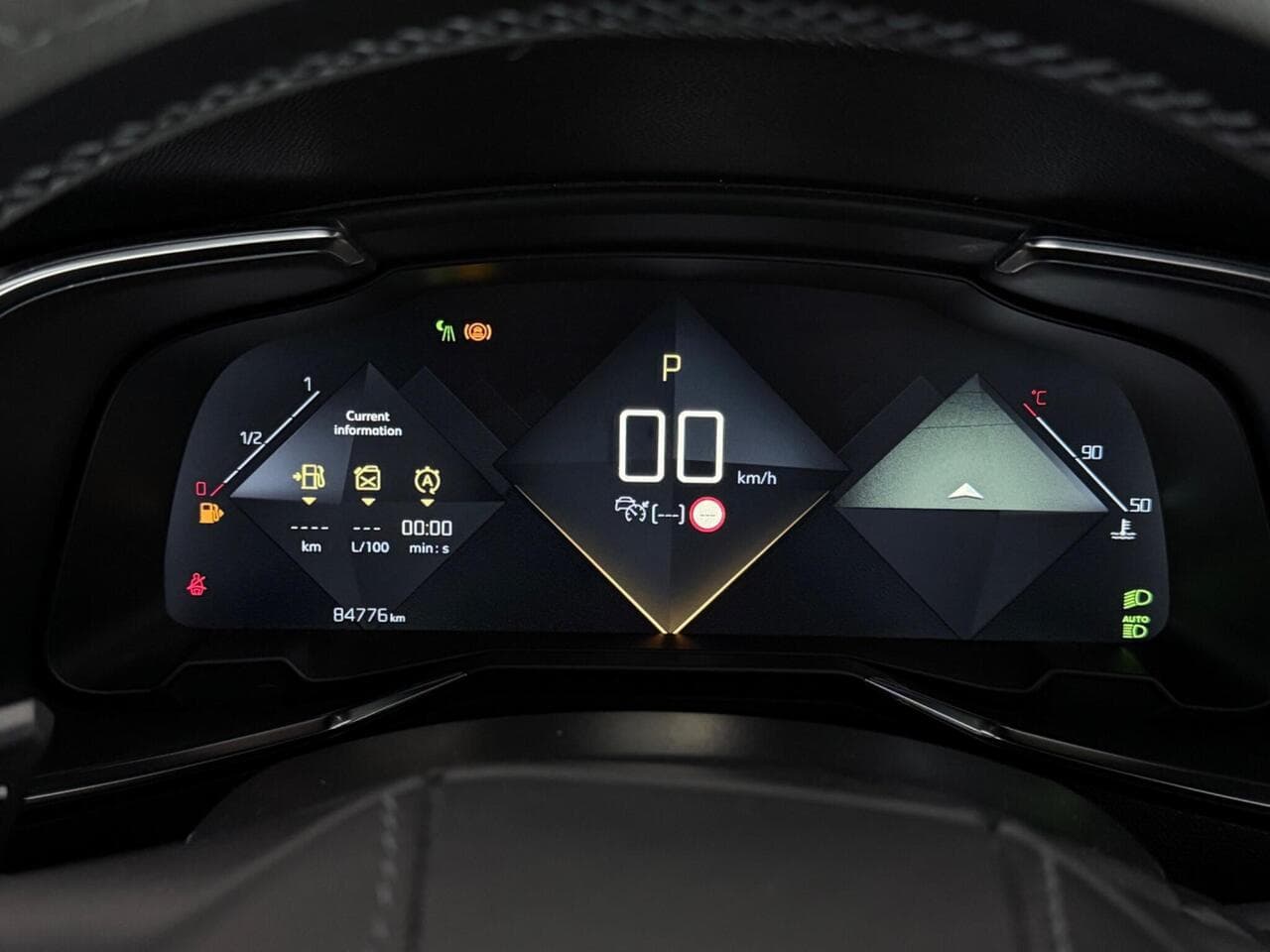 DS AUTOMOBILES DS 7 CROSSBACK thumbnail Driver Instruments
