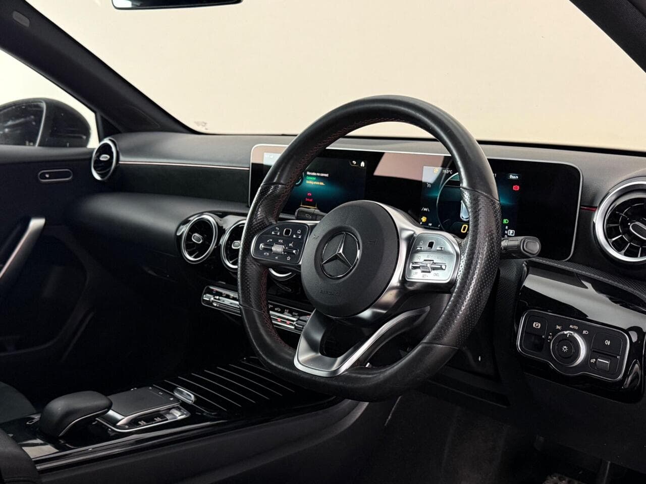 Mercedes-Benz A Class thumbnail Interior Front