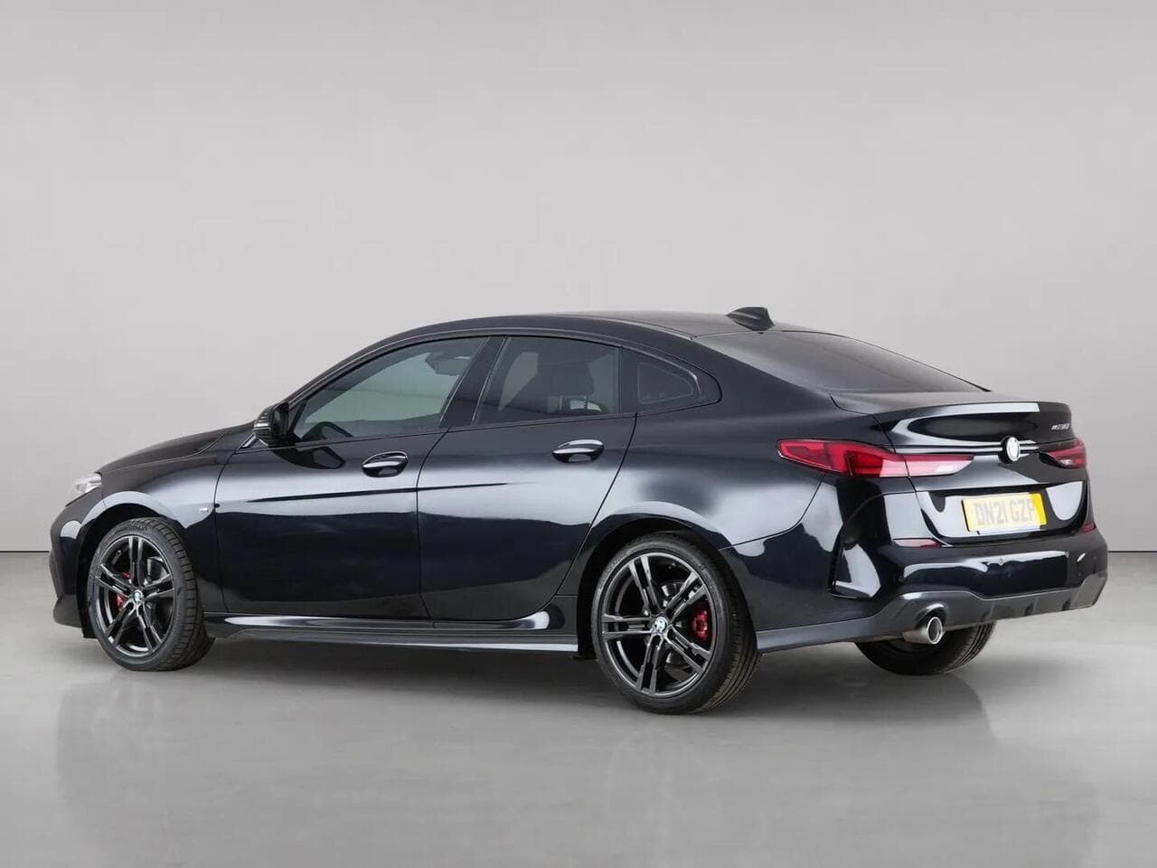 BMW 2 Series Gran Coupe thumbnail Side Left