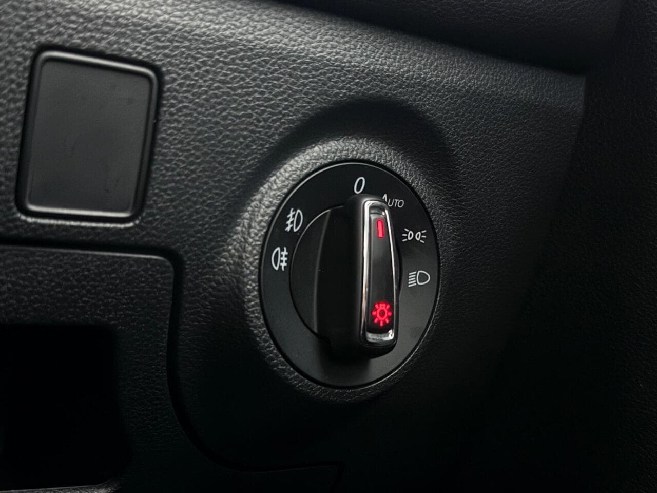 SEAT Arona thumbnail Misc Controls