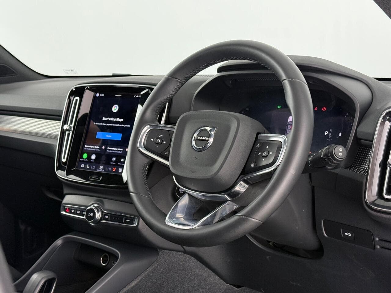 Volvo XC40 thumbnail Steering Wheel