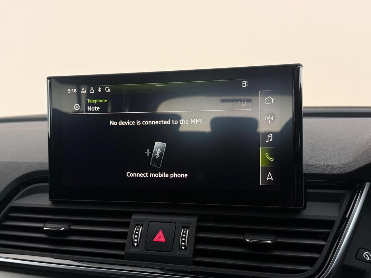 Audi Q5 thumbnail Infotainment System
